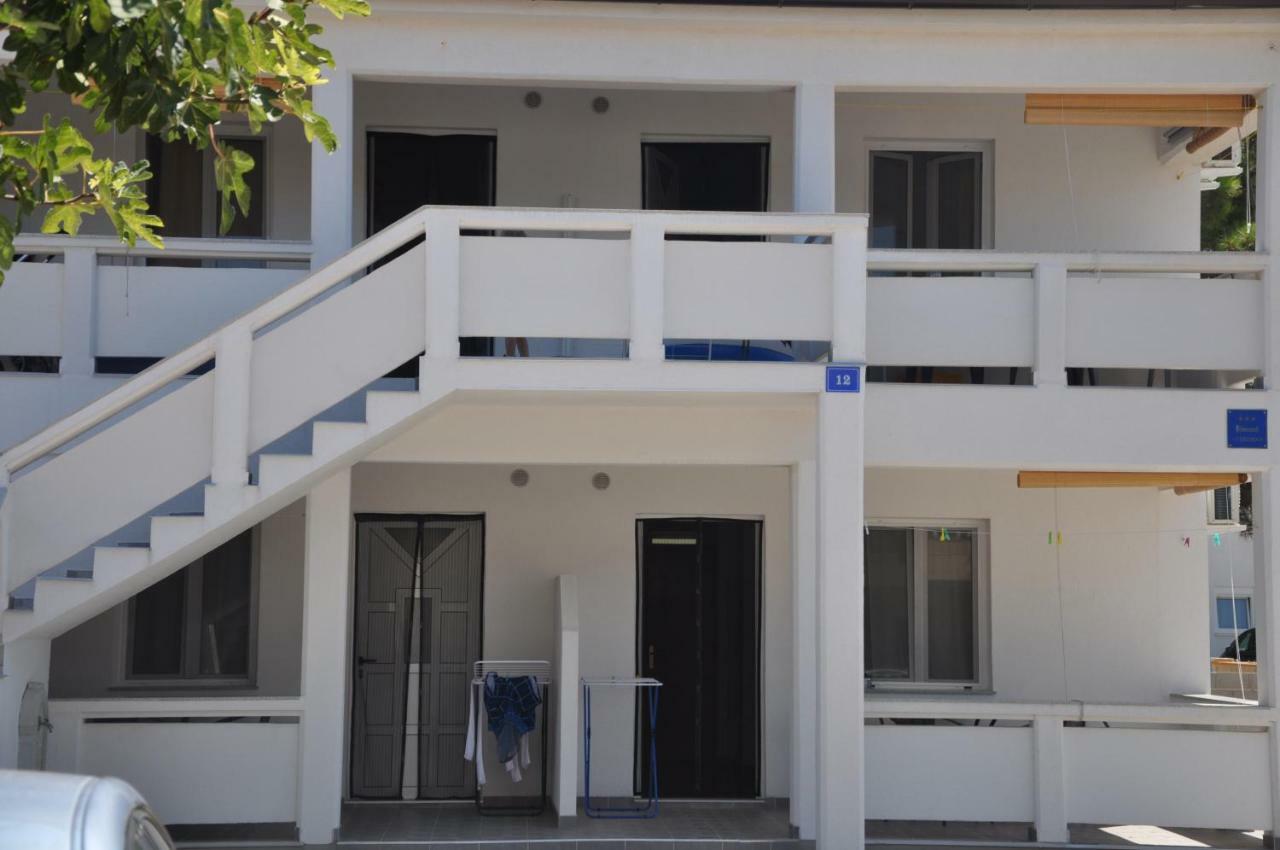 Apartments Istuk Vir Dış mekan fotoğraf