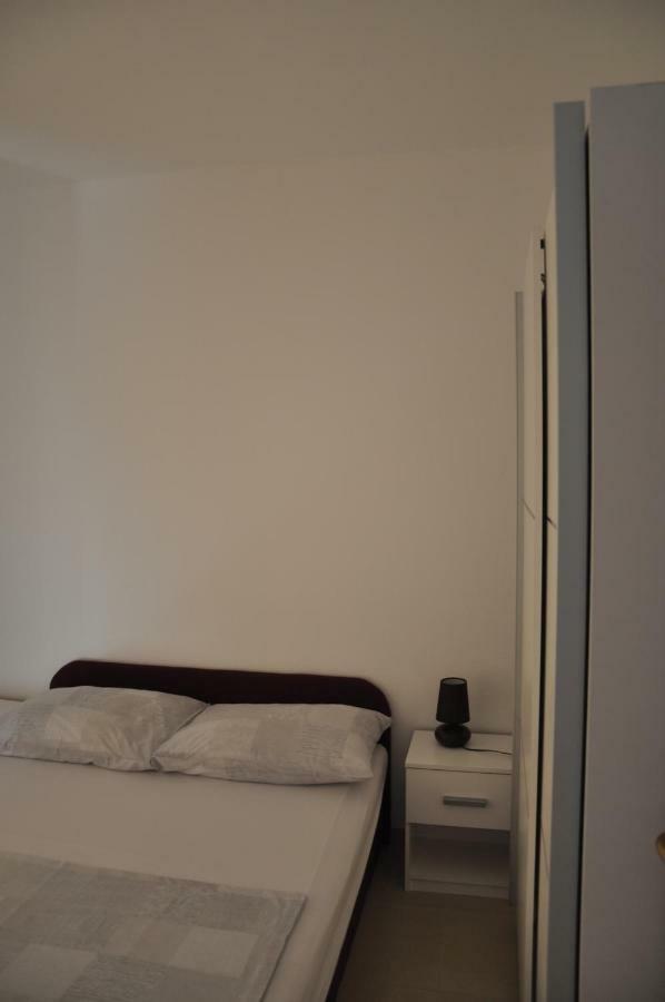 Apartments Istuk Vir Dış mekan fotoğraf
